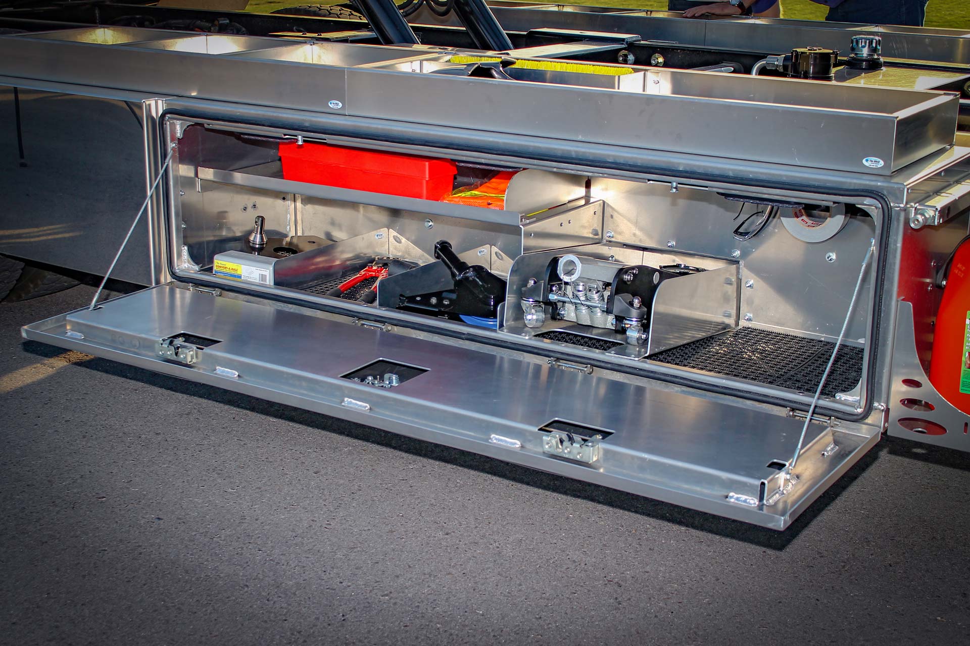 It Fits™ Modular Design In The Ditch Towing Products