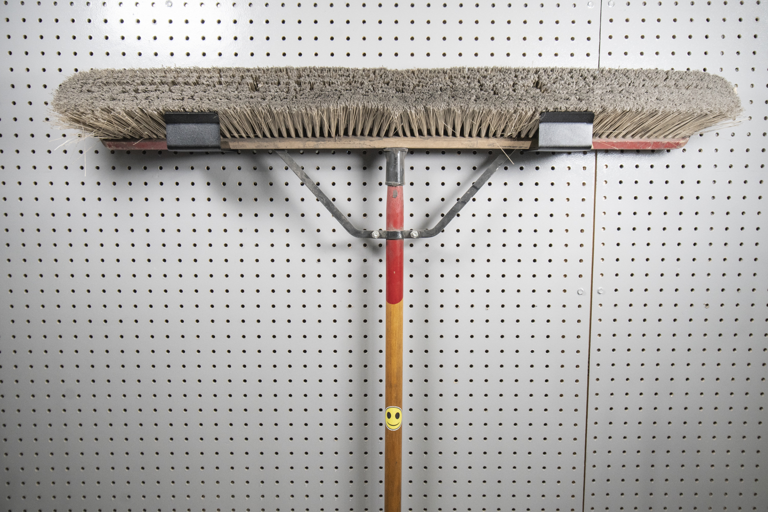 Push Broom Holder - In The Ditch Towing Products : In The Ditch Towing  Products